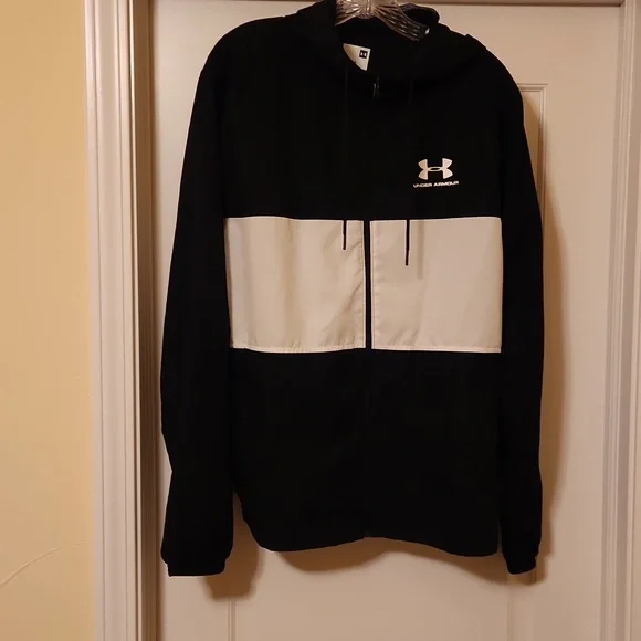 Mens Under Armour jacket - Picture 1 of 2